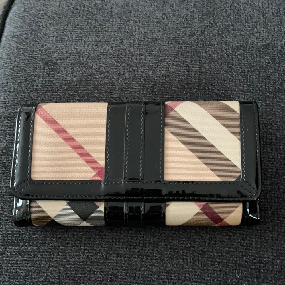 Burberry wallet